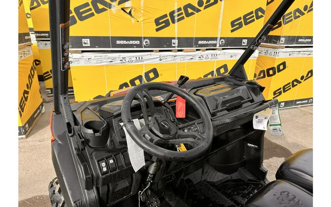 2024 Can-Am Defender XT HD10