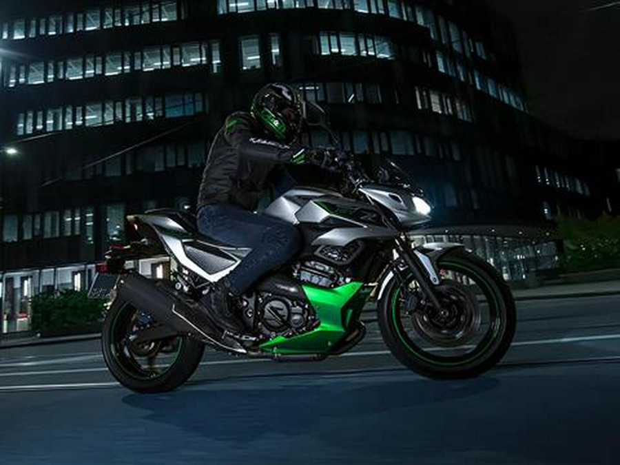 2024 Kawasaki Z7 Hybrid ABS