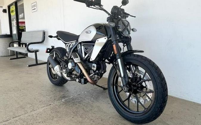 New 2024 Ducati SCRAMBLER ICON