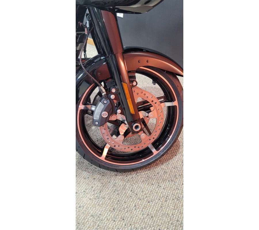 FLTRX 2025 Road Glide™