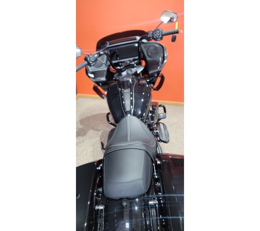 FLTRX 2025 Road Glide™