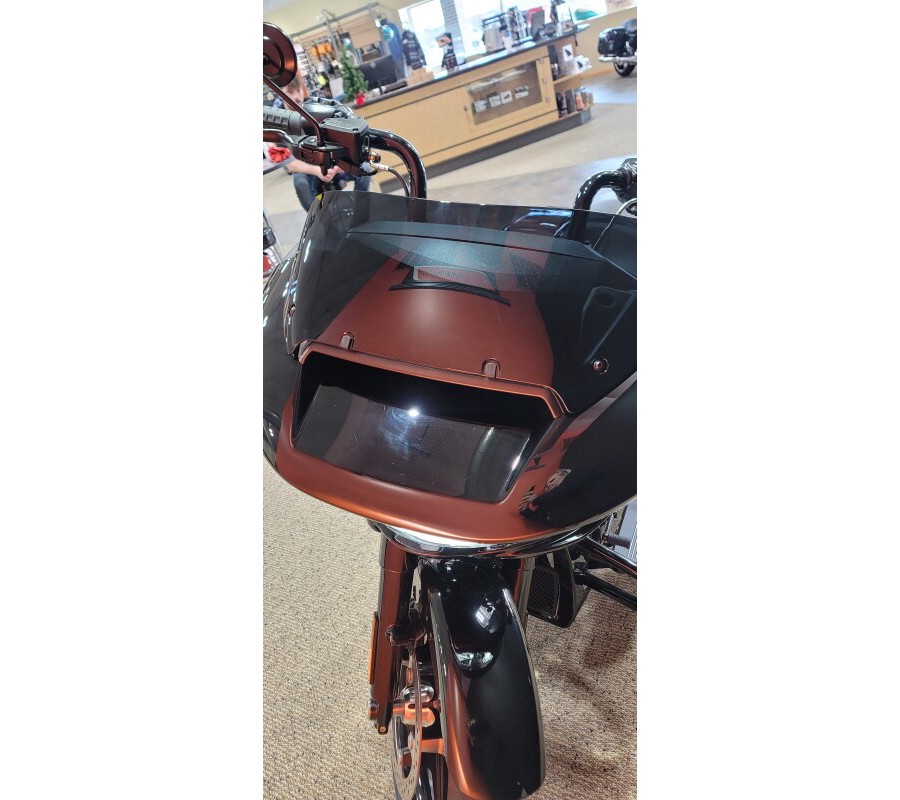FLTRX 2025 Road Glide™