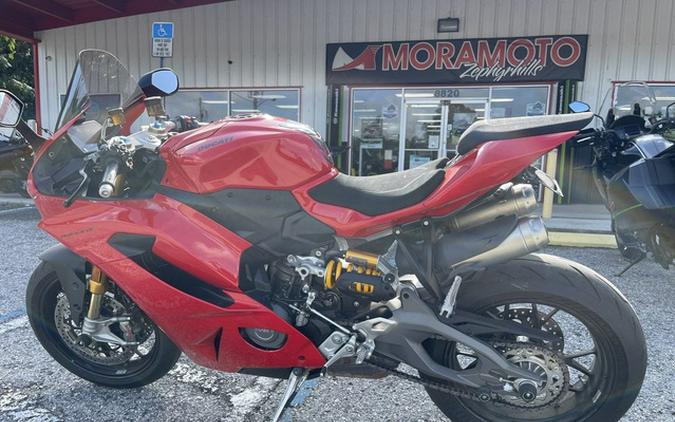 2026 Ducati Panigale V2