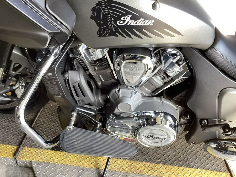 2021 Indian Motorcycle® Challenger® Titanium Smoke