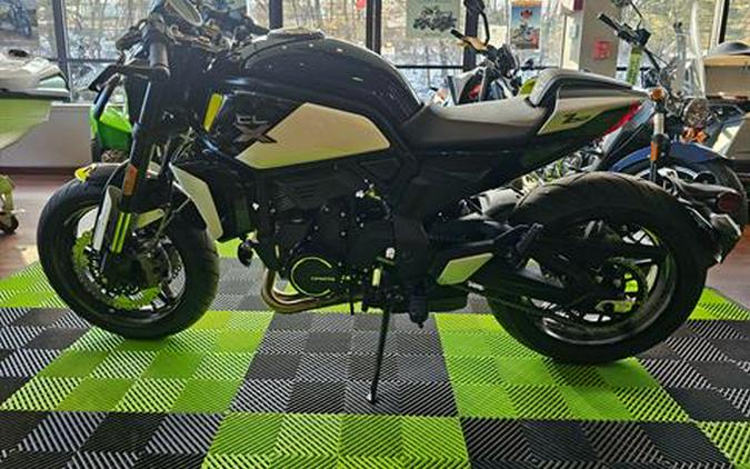2024 CFMOTO 700CL-X Sport