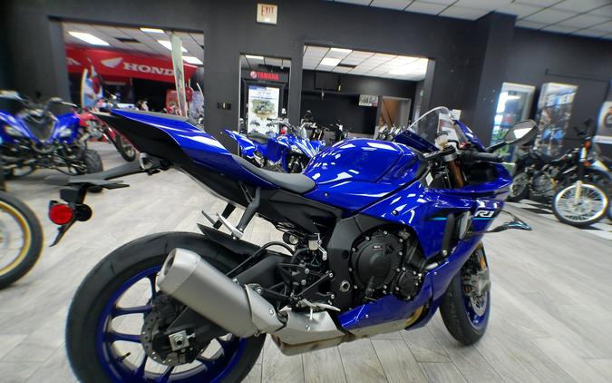 2026 YZF-R1 - Yamaha