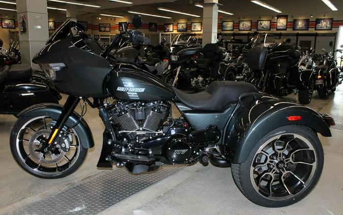 New 2026 Harley-Davidson Road Glide 3 FLTRT Trike For Sale In Miami, Florida