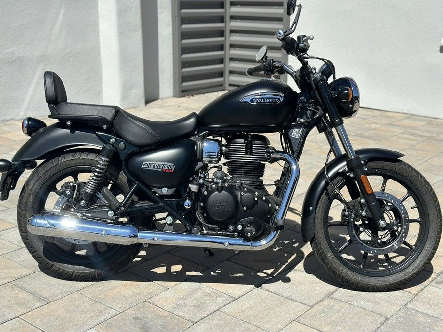 2023 Royal Enfield Meteor 350 Stellar Black