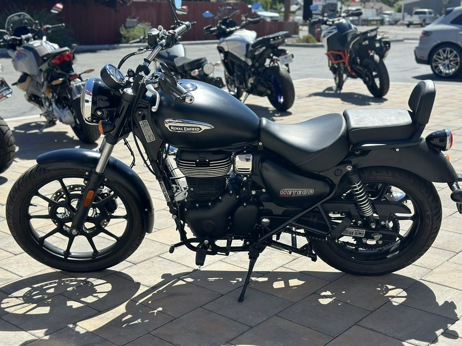 2023 Royal Enfield Meteor 350 Stellar Black