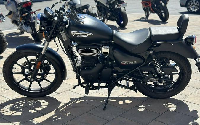 2023 Royal Enfield Meteor 350 Stellar Black