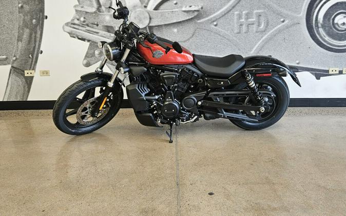 RH975 2025 Nightster