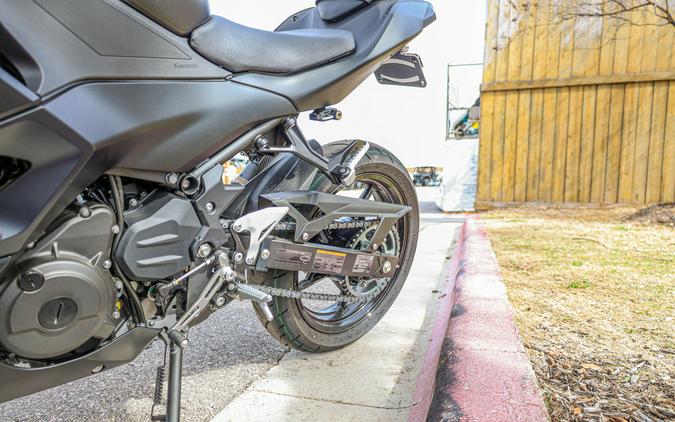 2026 KAWASAKI NINJA 500 BASE