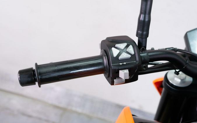 2023 KTM 790 Duke