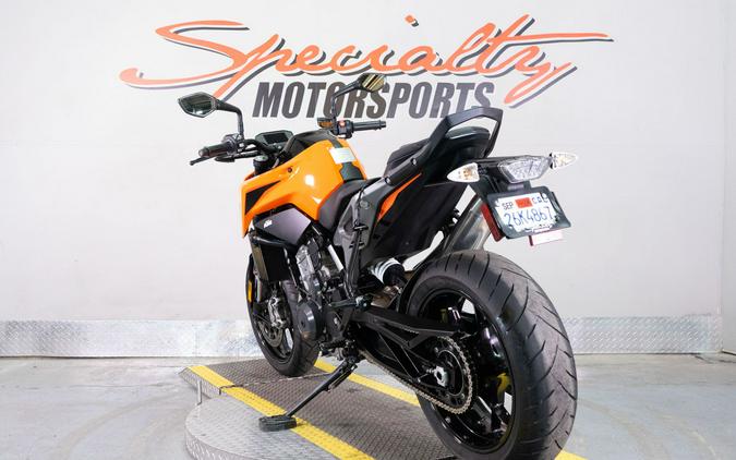 2023 KTM 790 Duke