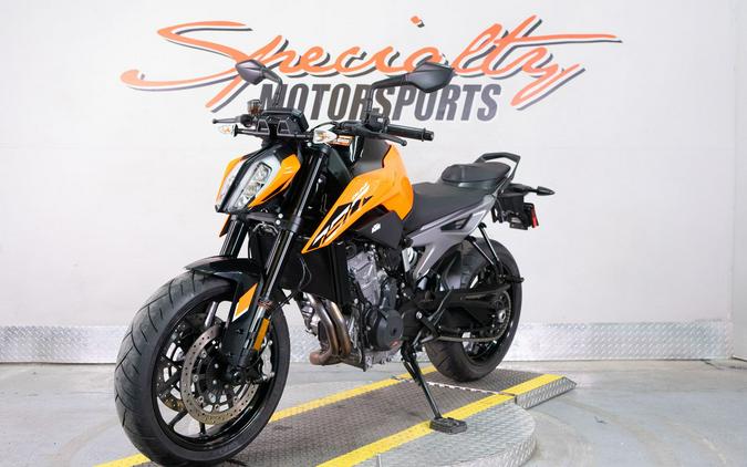 2023 KTM 790 Duke
