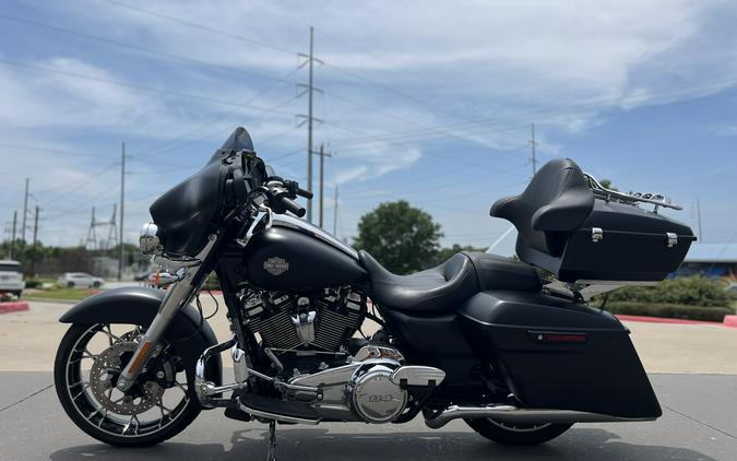 2022 Harley-Davidson® FLHXS Street Glide® Special Black Denim 616281