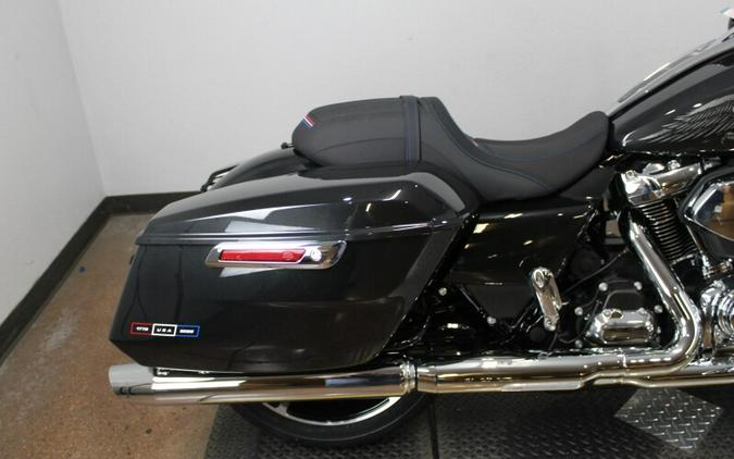 2026 Harley-Davidson® Road Glide® MIDNIGHT EMBER