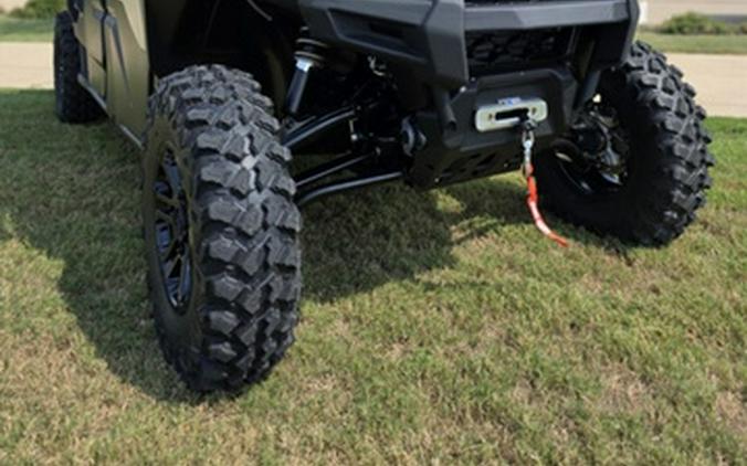 2026 Can-Am Defender MAX Limited HD11 Desert Tan & Carbon Black