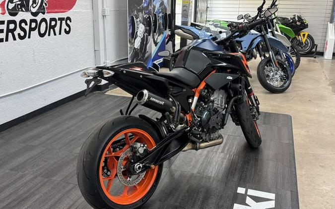 2023 KTM Duke 890 R