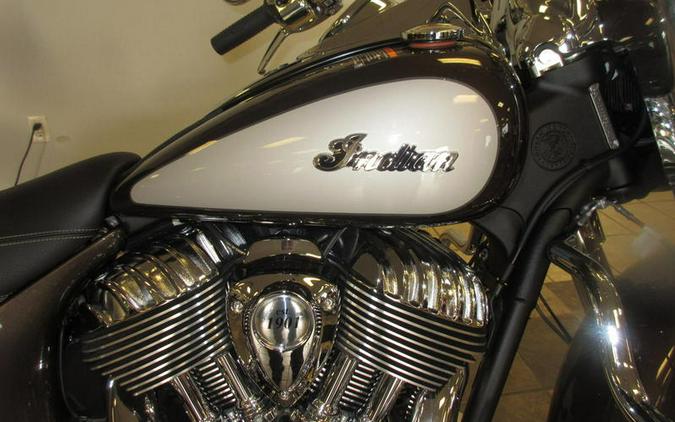 2023 Indian Motorcycle® Springfield® Bronze Pearl Metallic / Silver Quartz Metallic