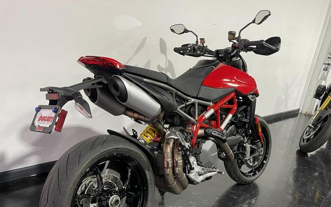 2023 Ducati Hypermotard 950 Ducati Red