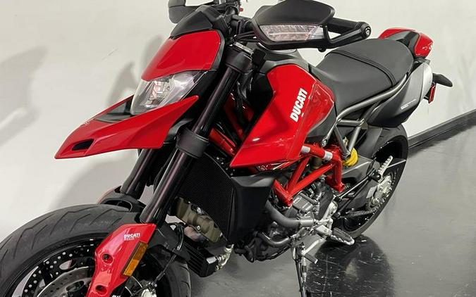 2023 Ducati Hypermotard 950 Ducati Red