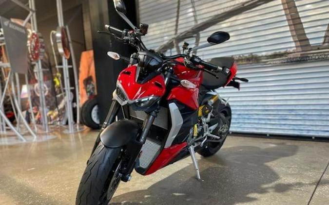 2024 Ducati Streetfighter V2 Red