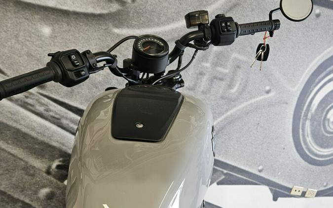 RH975 2025 Nightster