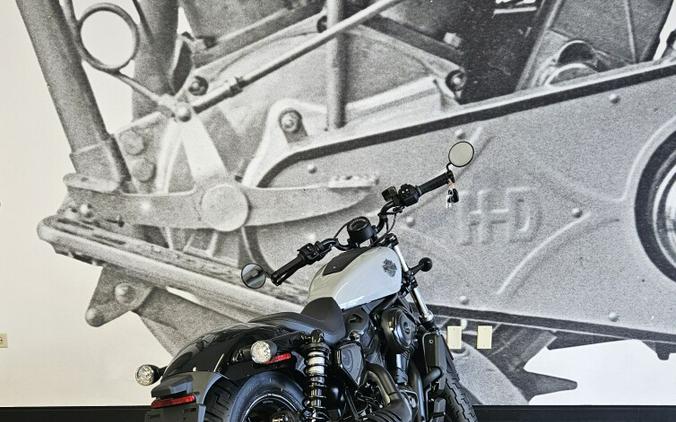 RH975 2025 Nightster