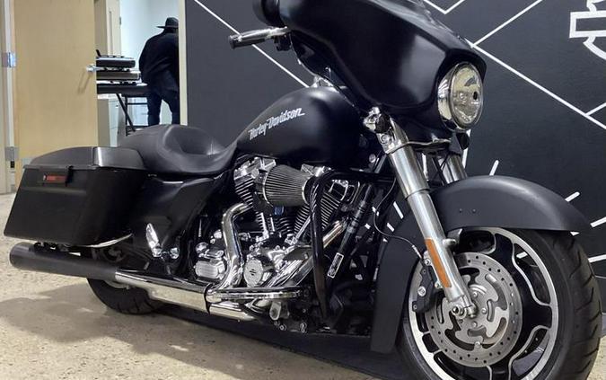 2011 Harley-Davidson® FLHX - Street Glide®