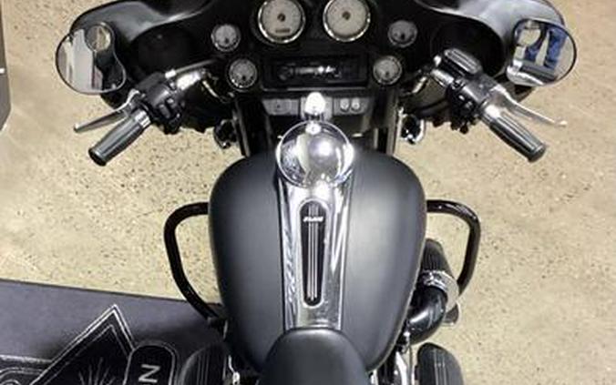 2011 Harley-Davidson® FLHX - Street Glide®