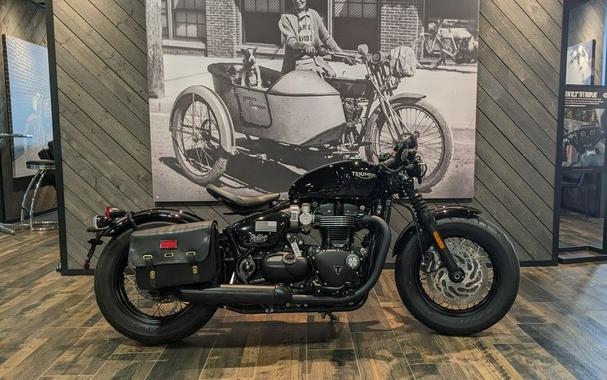 Here's our review of the 2018 Triumph Bonneville Bobber...