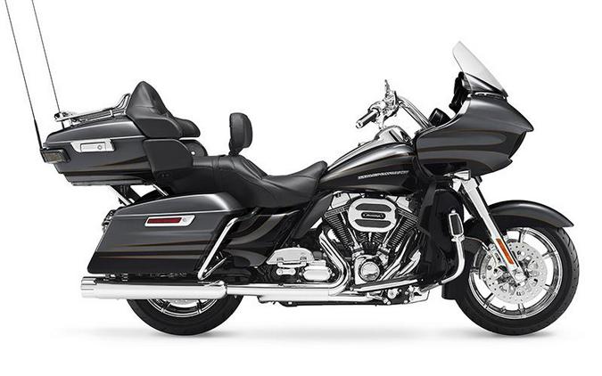 2016 Harley-Davidson® FLTRUSE - CVO™ Road Glide Ultra®