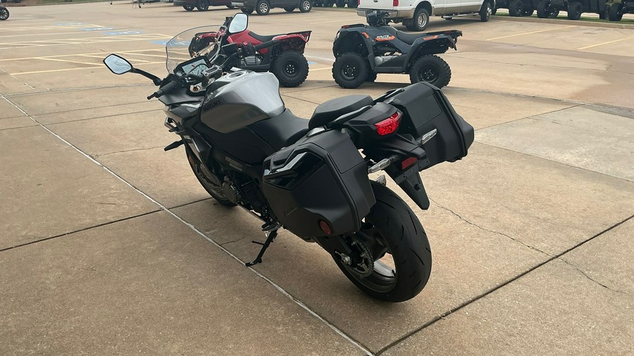 2025 Suzuki GSX-S1000GT+