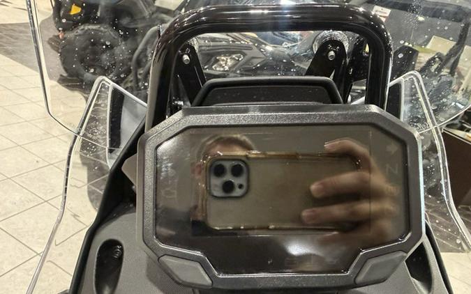 2026 Kawasaki KLE500 SE ABS