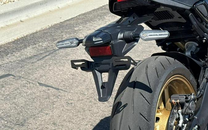 2025 Yamaha XSR900