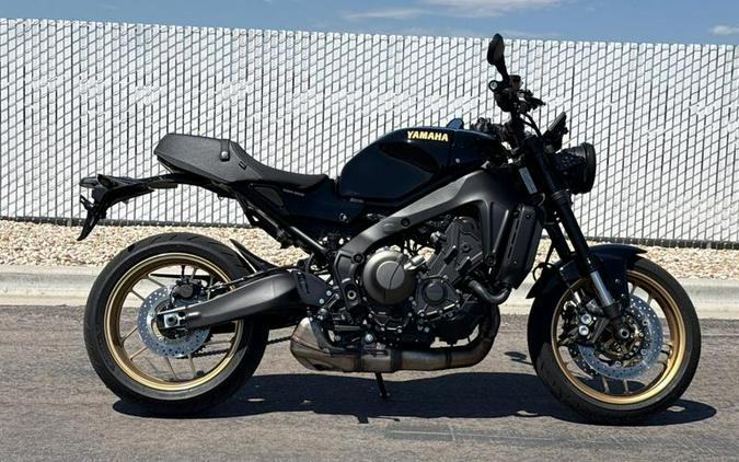 2025 Yamaha XSR900