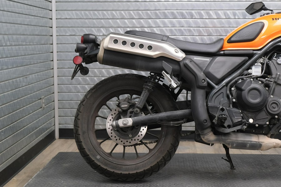 2023 HONDA SCL500