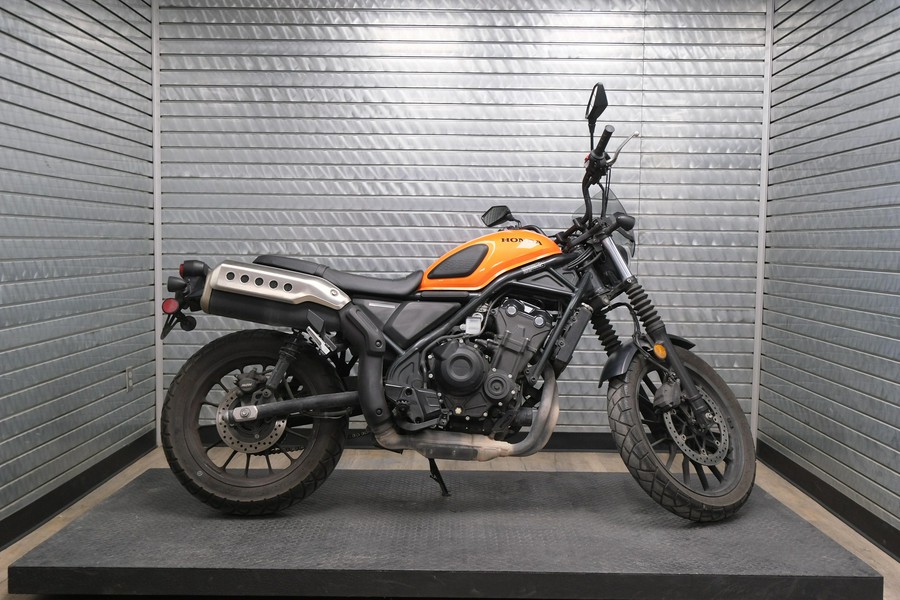 2023 HONDA SCL500