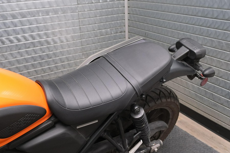2023 HONDA SCL500