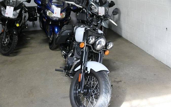 2024 INDIAN CHIEF BOBBER ABS