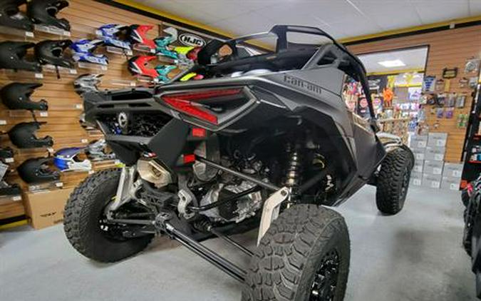 2024 Can-Am Maverick R X RS with Smart-Shox