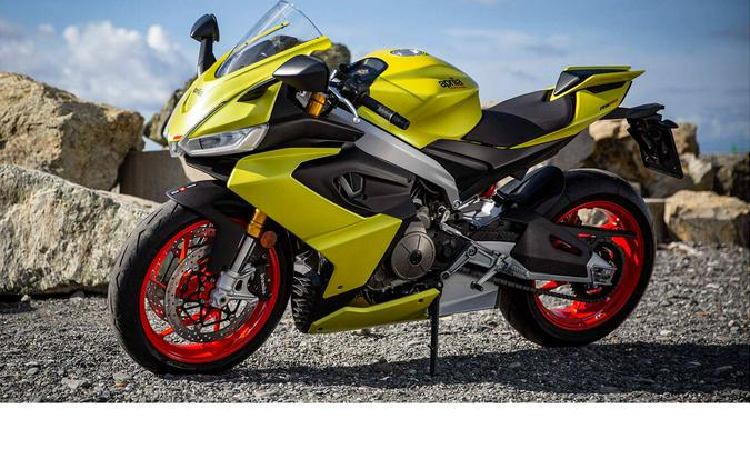 2022 Aprilia RS 660