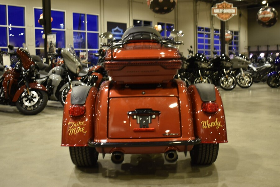 2025 Harley-Davidson Tri Glide Ultra FLHTCUTG