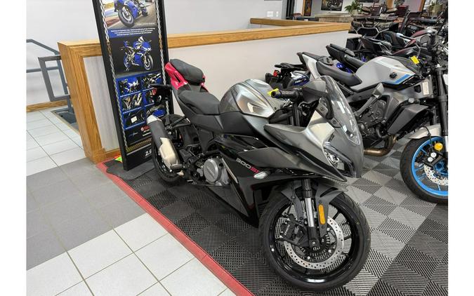 2025 300SS CF300-5US - CFMOTO