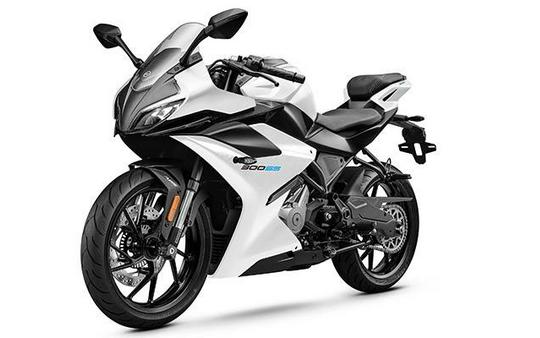 2025 300SS CF300-5US - CFMOTO