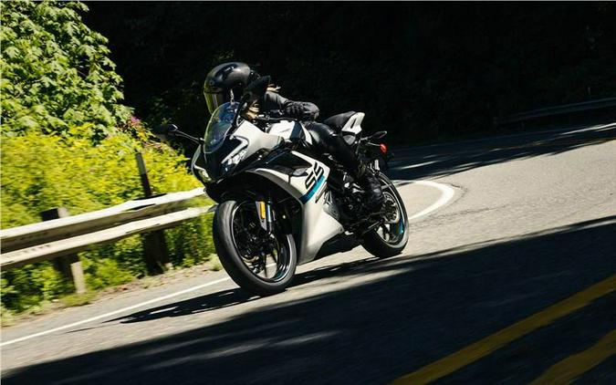 2025 300SS CF300-5US - CFMOTO