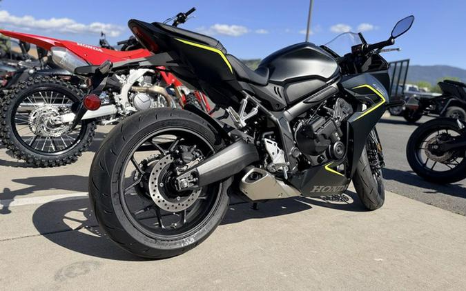 2026 Honda CBR650R E-Clutch