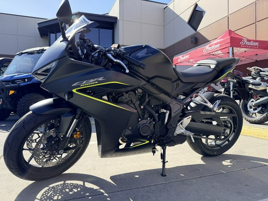 2026 Honda CBR650R E-Clutch
