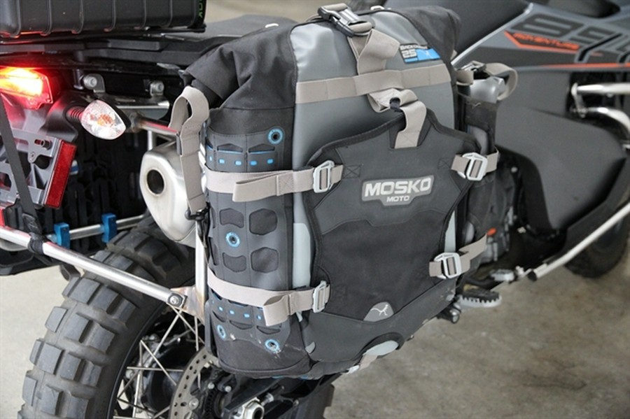 2021 KTM 890 ADVENTURE